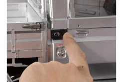 48610 | Killerbody 1/10 Toyota Land Cruiser Movable Door & Window Lifter Upgrade Sets -Killerbody Sales Shop KIL 48610 04 1200x800 1